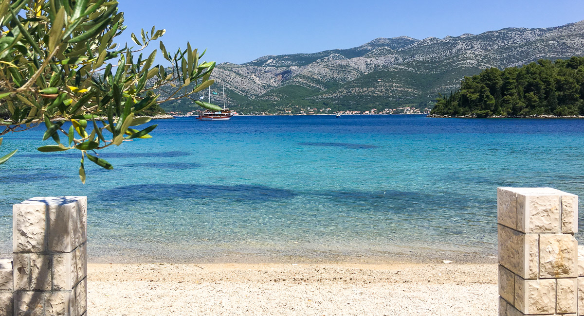 korcula-holiday-beach-long-01 - korcula.holiday